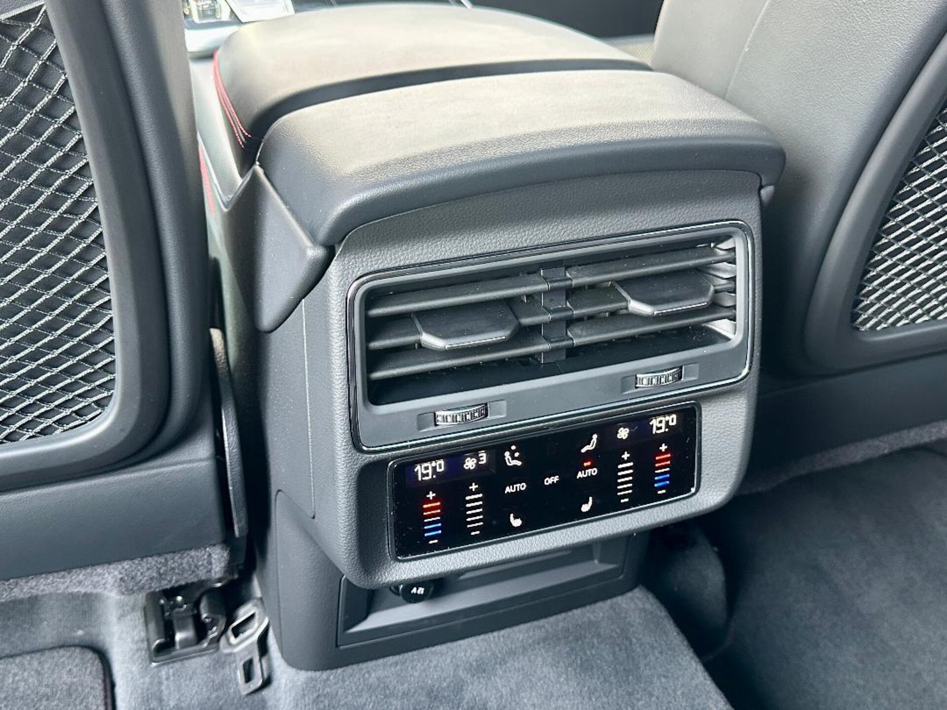 Audi SQ8 SUV