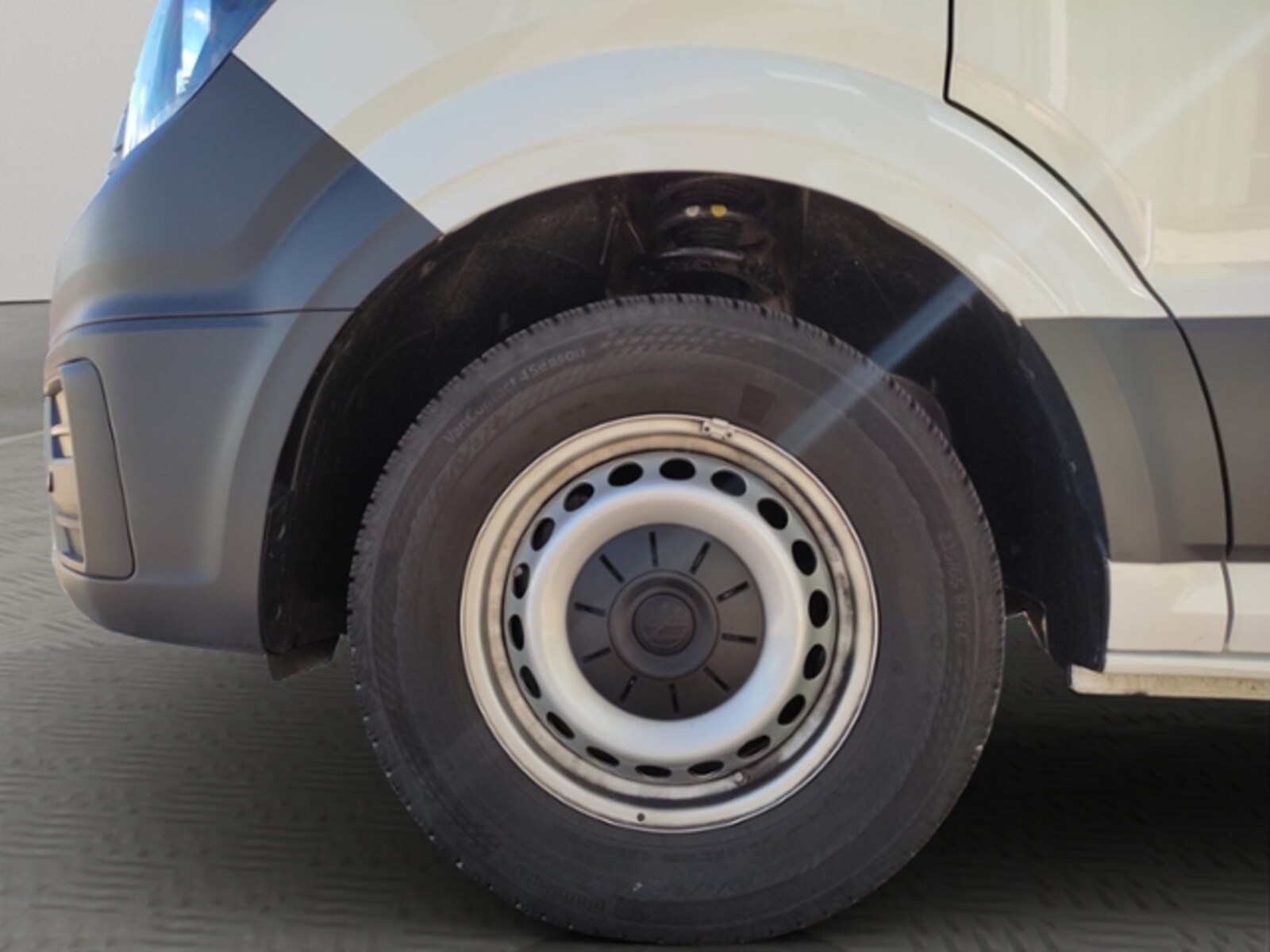 Volkswagen Crafter Kasten mittlerer Radstand – Bild 14