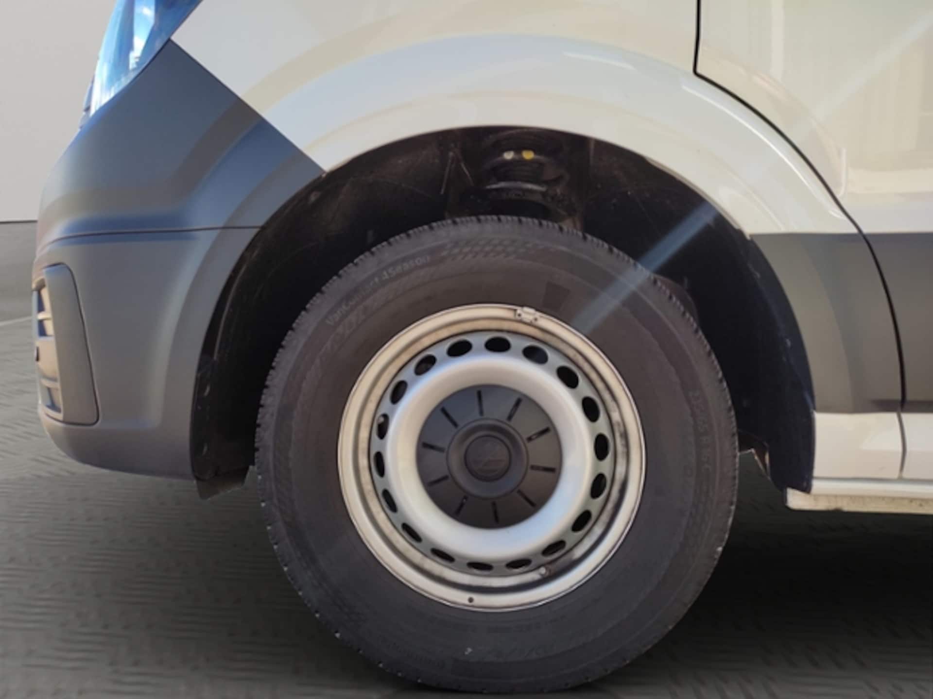 Volkswagen Crafter Kasten mittlerer Radstand