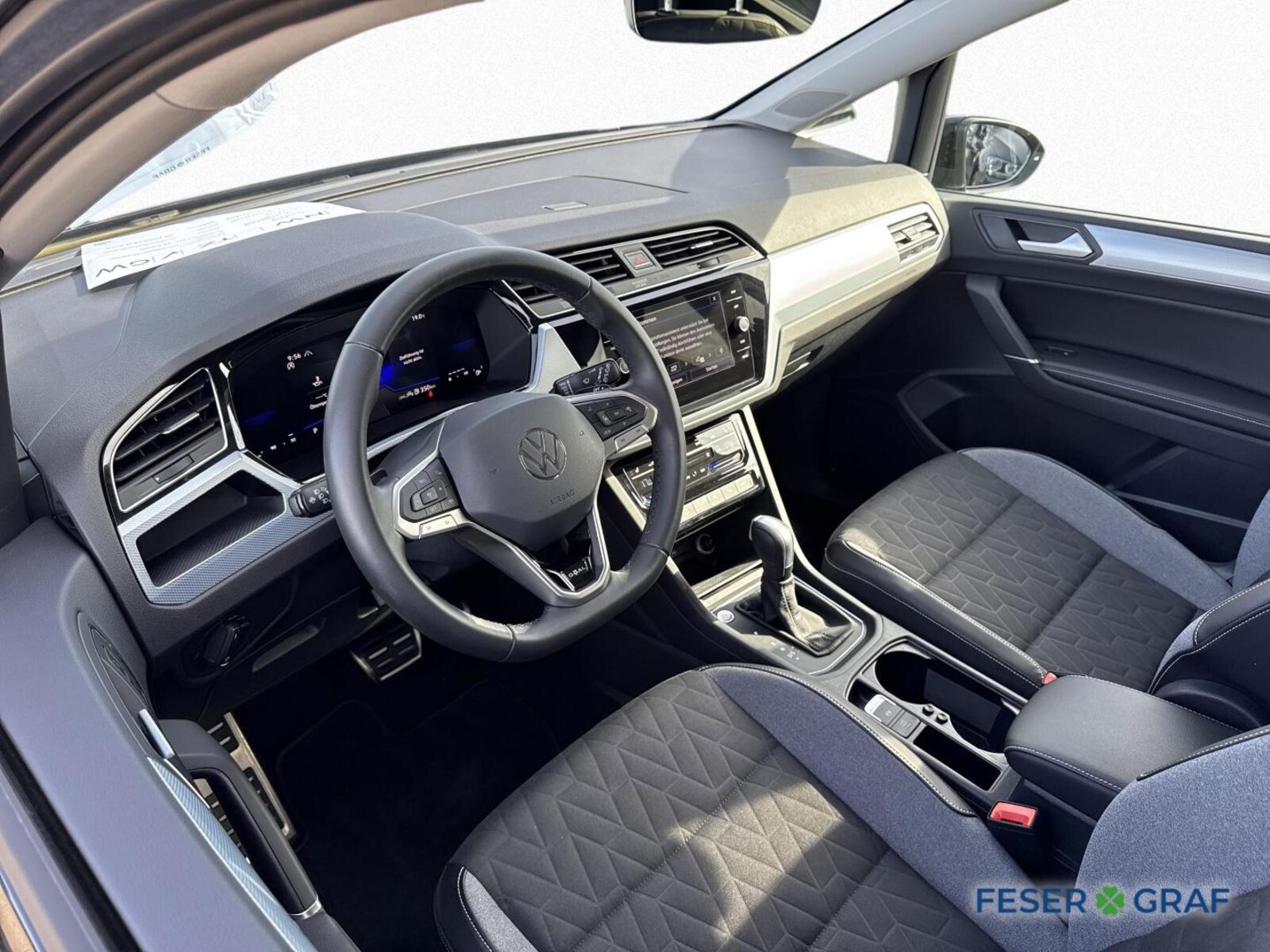 Volkswagen Touran – Bild 8