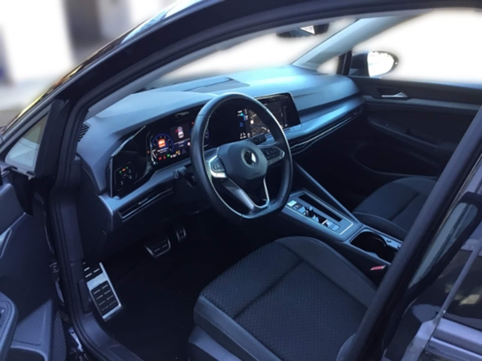 Volkswagen Golf Active