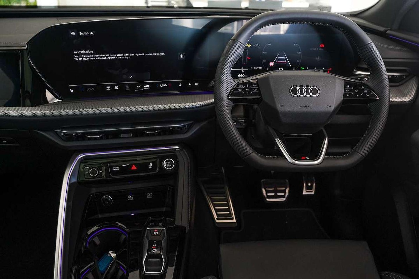 Image about Audi Q5 SUV TDI quattro 150 kW sport