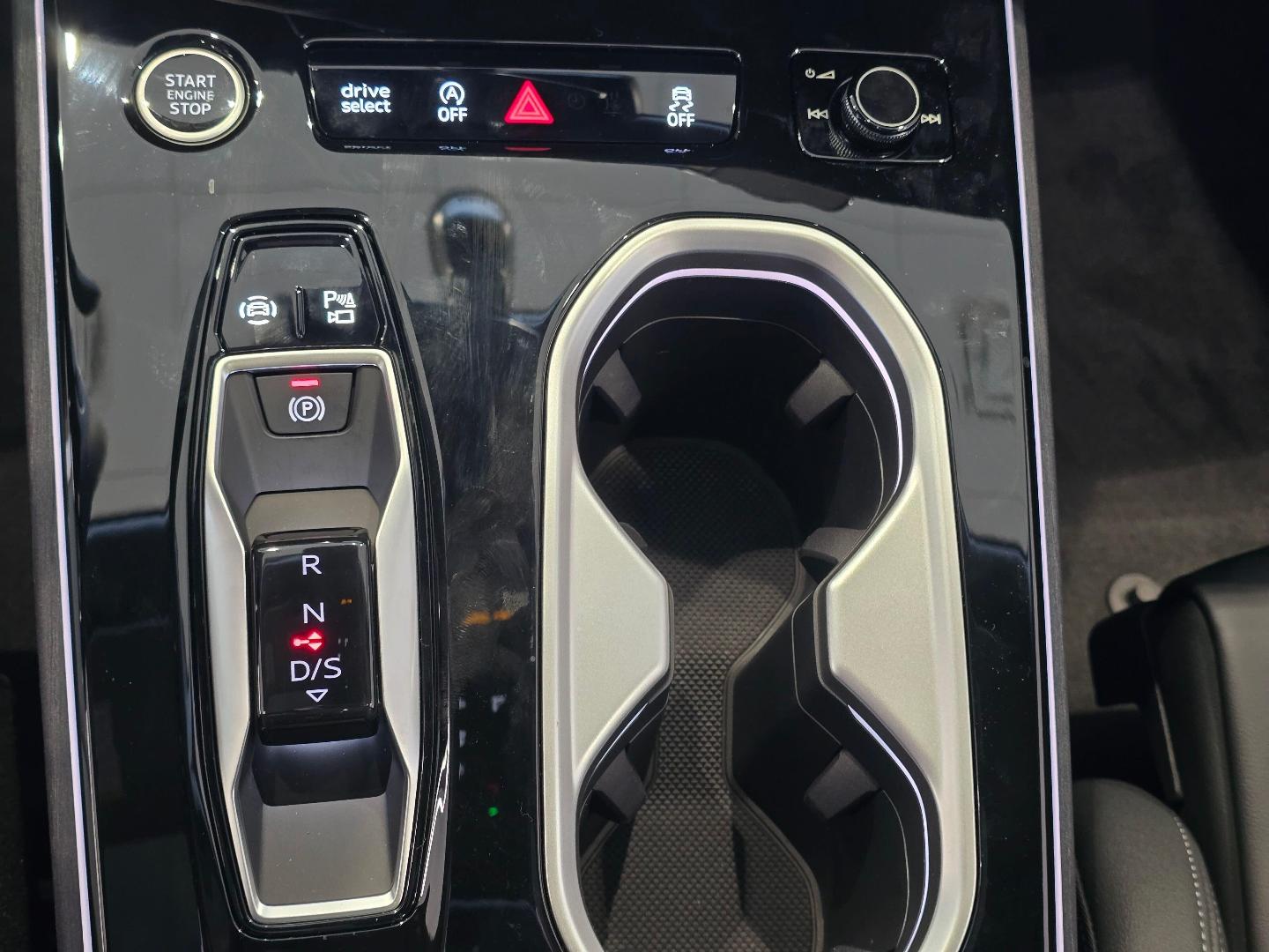2026 Audi A6 Premium Plus - Photo 25