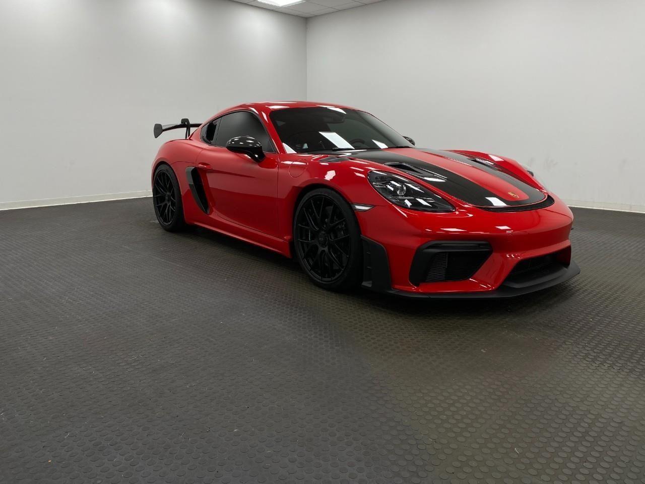 2025 Porsche 718 GT4 RS - Photo 47