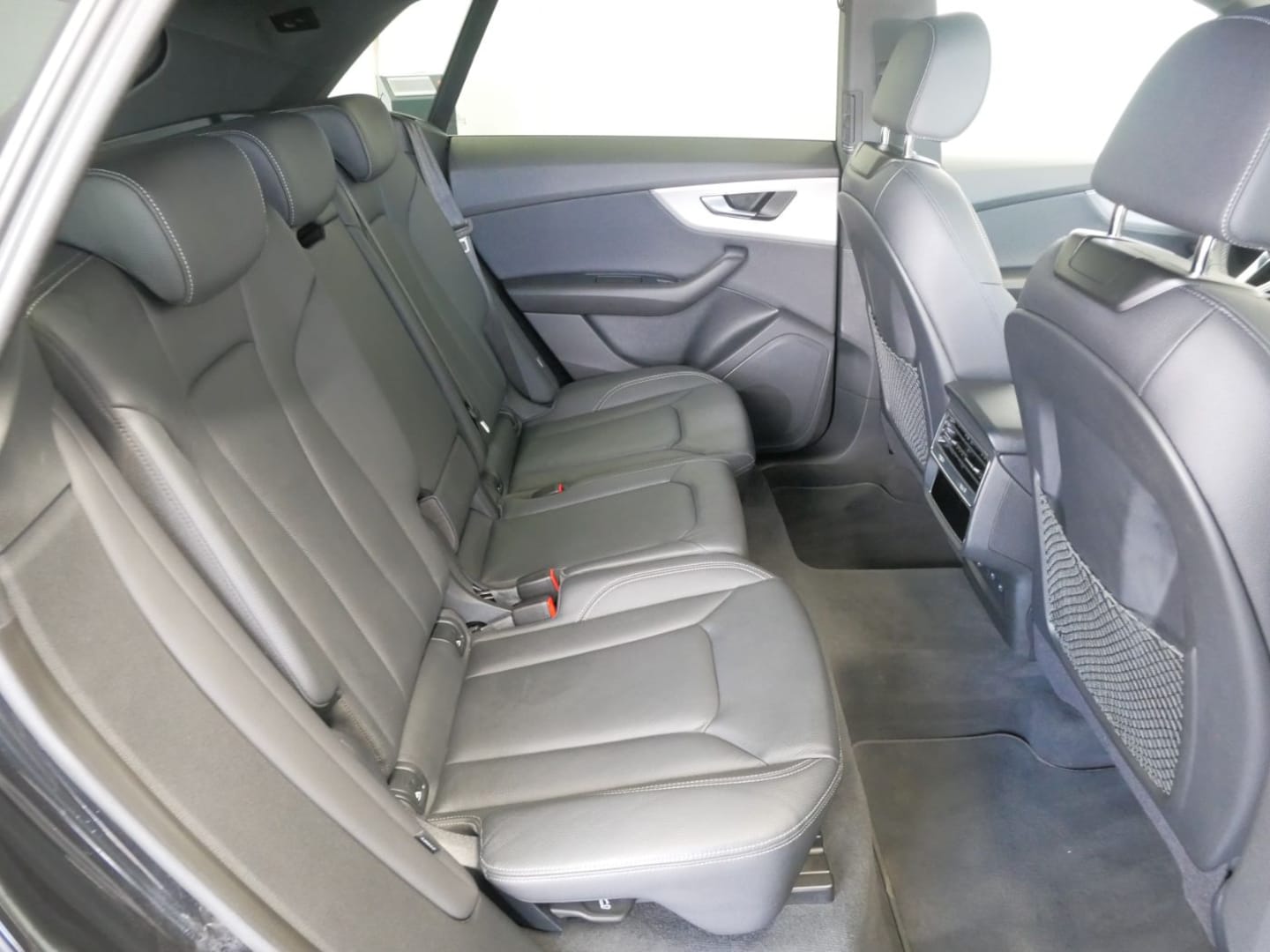 Bild über Audi Q8 SUV 50 TDI quattro tiptronic - für weitere Informationen kontaktieren Sie den Audi Partner