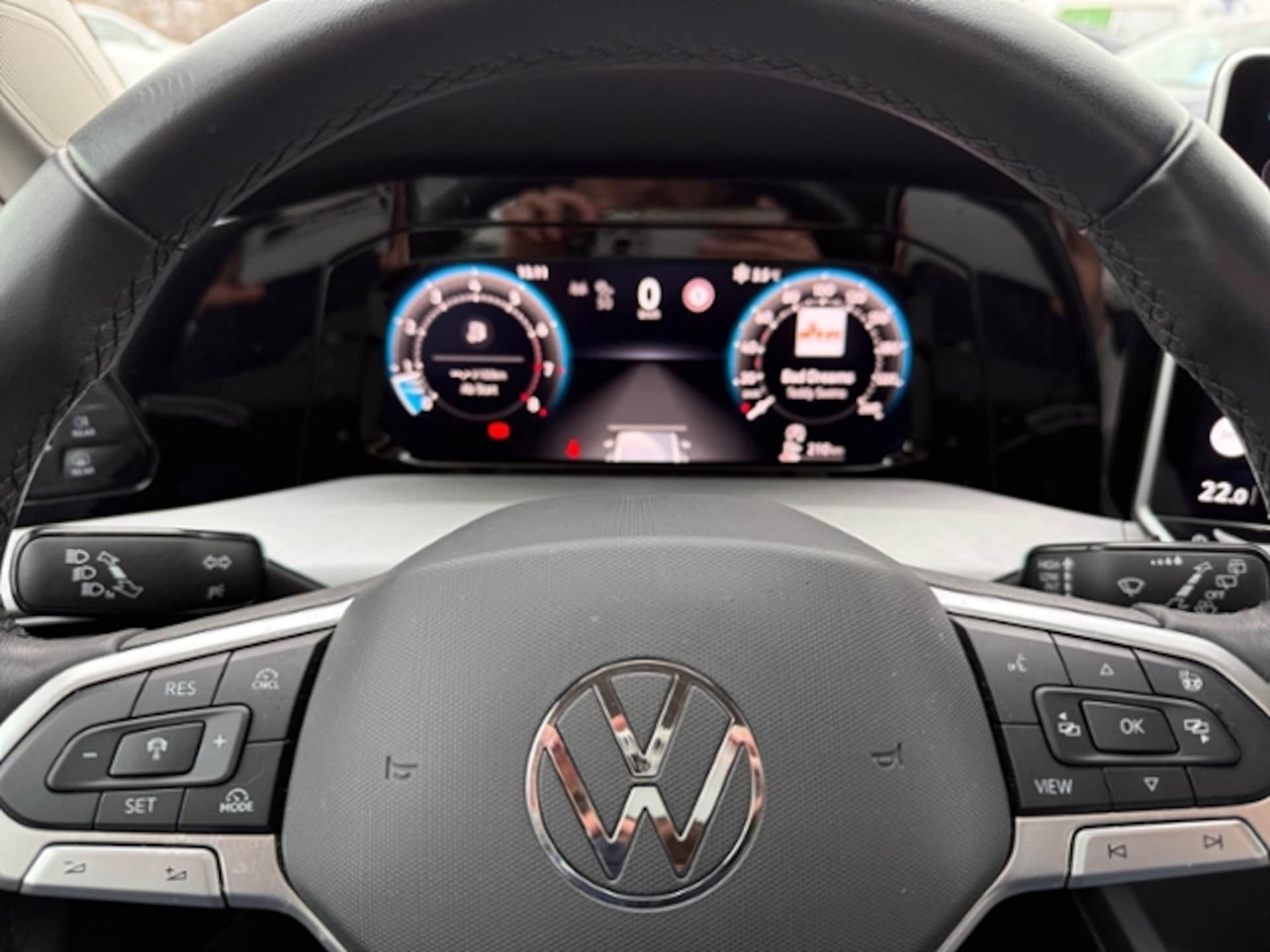 Volkswagen Golf Life