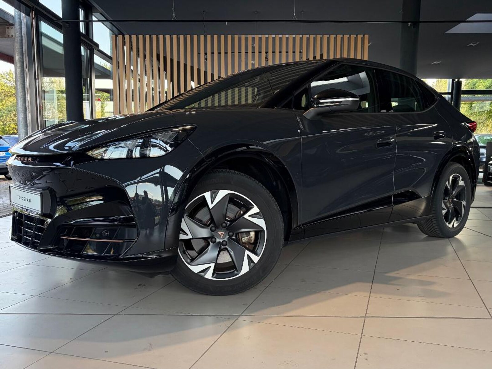 CUPRA Tavascan – Bild 5