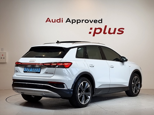 Audi Q4 e-tron 40 Premium 150, 00 kW 3