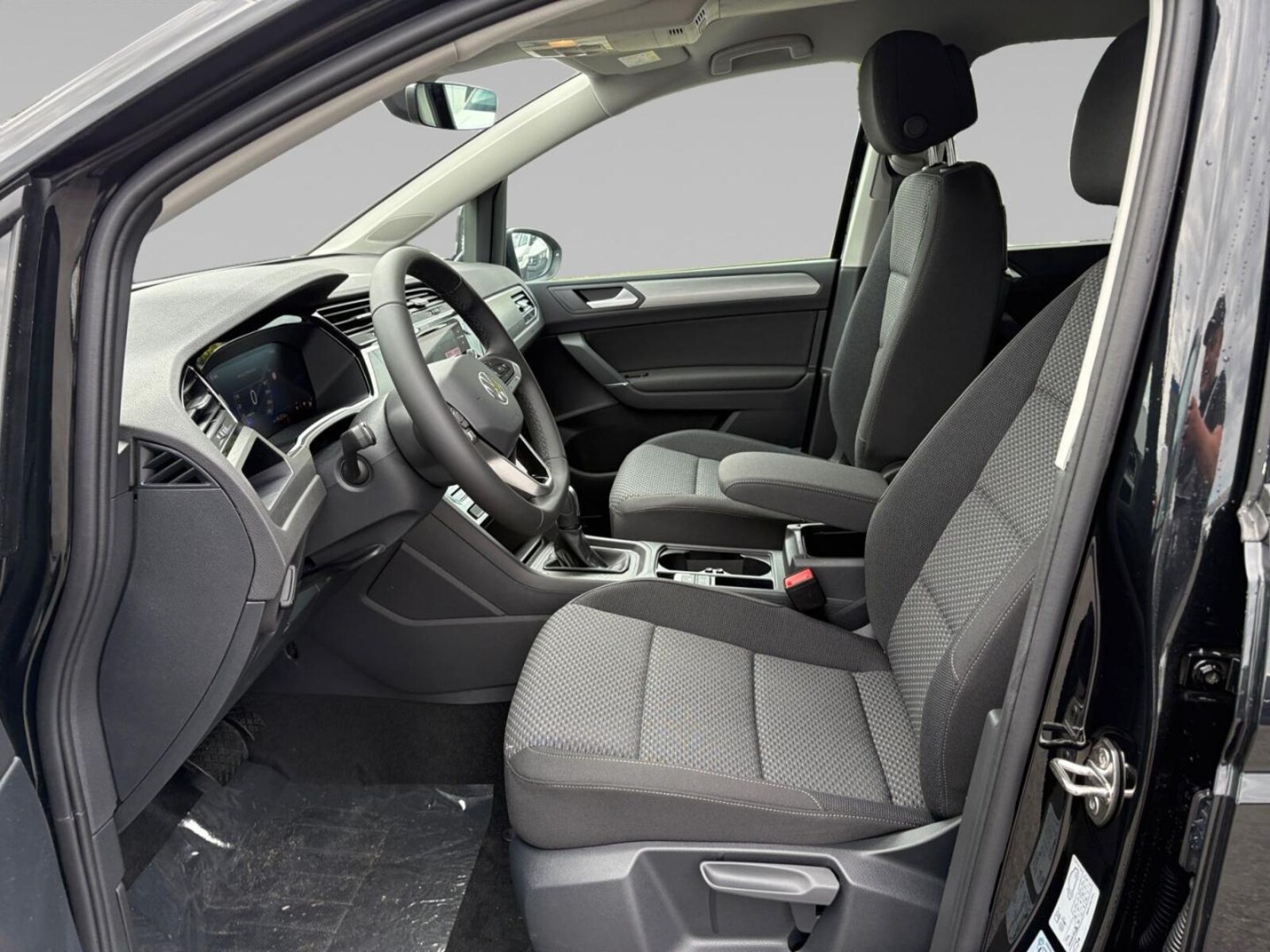 Volkswagen Touran – Bild 12