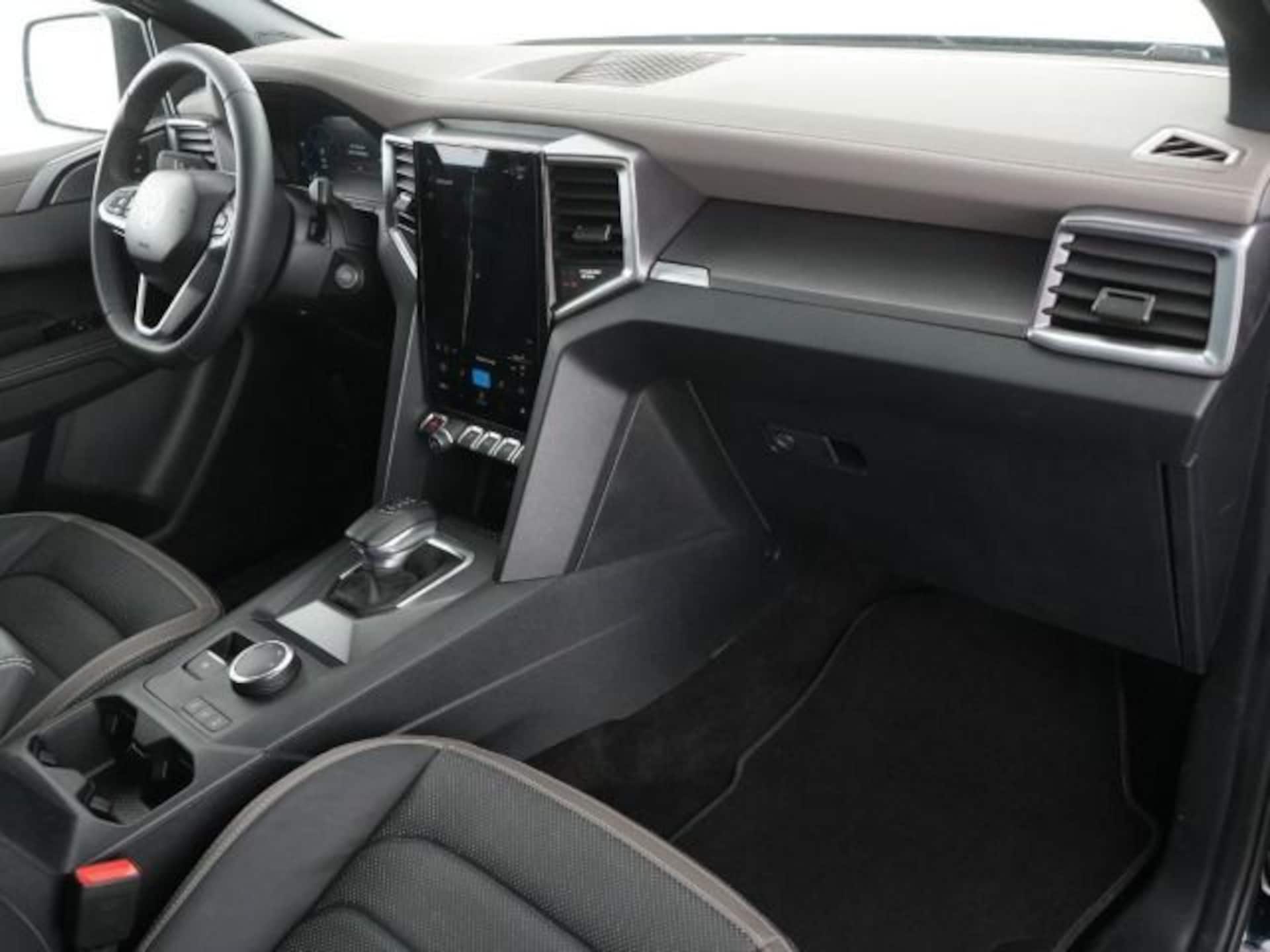 Volkswagen Amarok DoubleCab Aventura