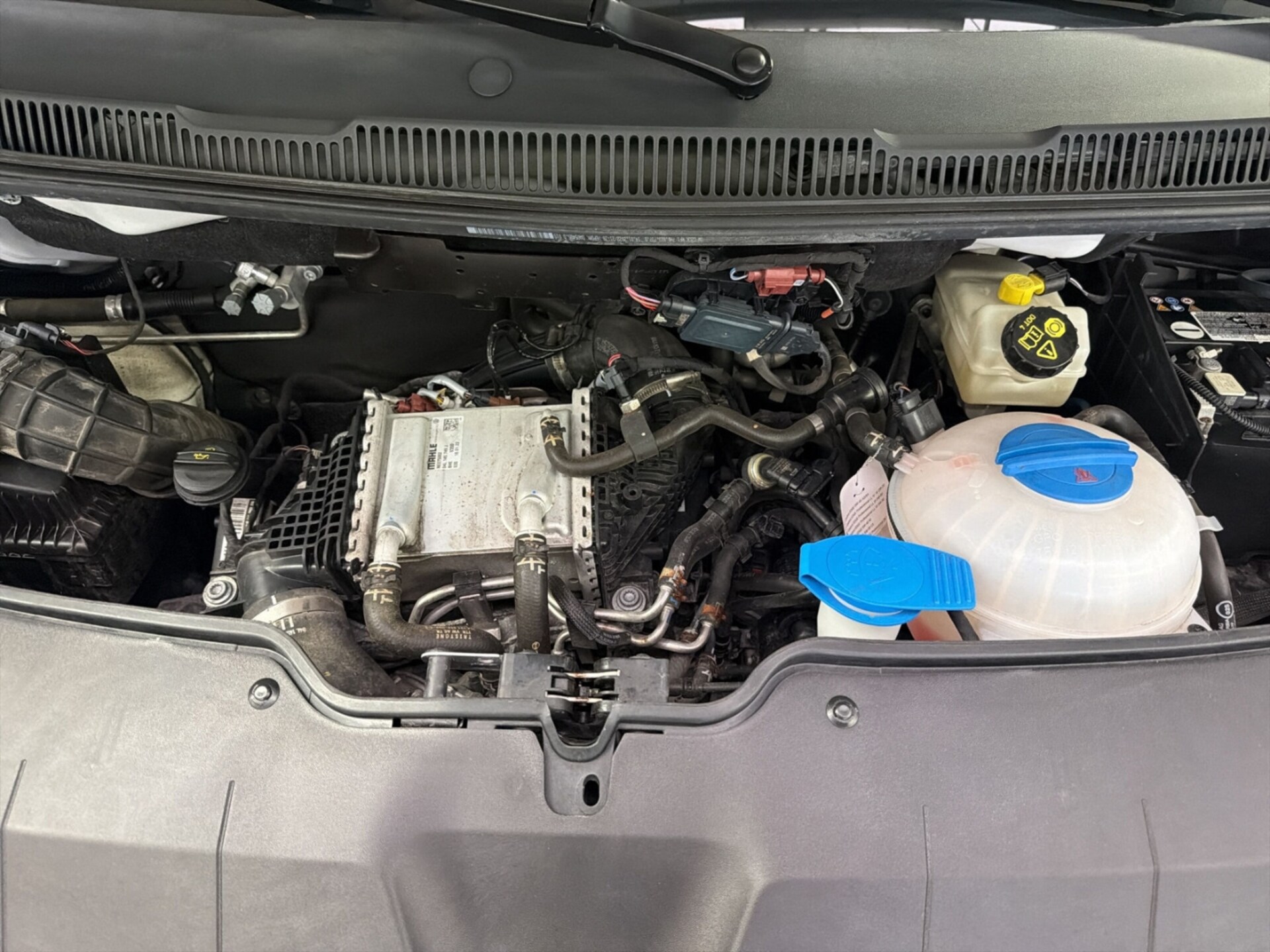 Volkswagen T6.1 Transporter Kasten langer Radstand