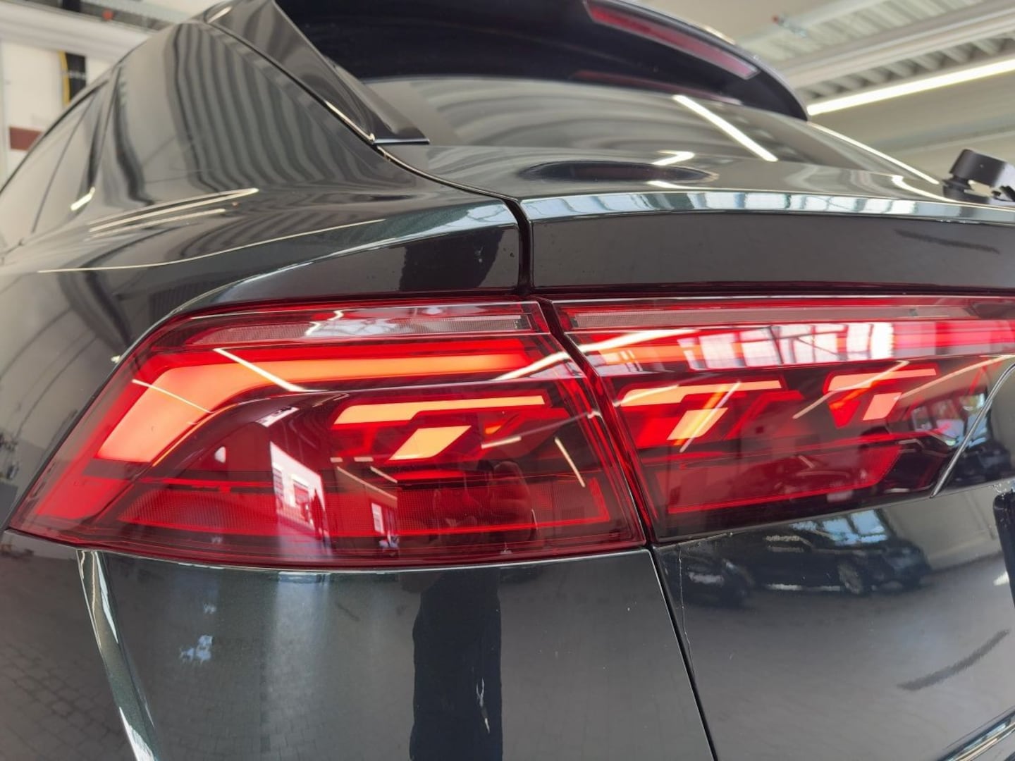 Bild über Audi Q8 SUV 50 TDI quattro tiptronic - für weitere Informationen kontaktieren Sie den Audi Partner