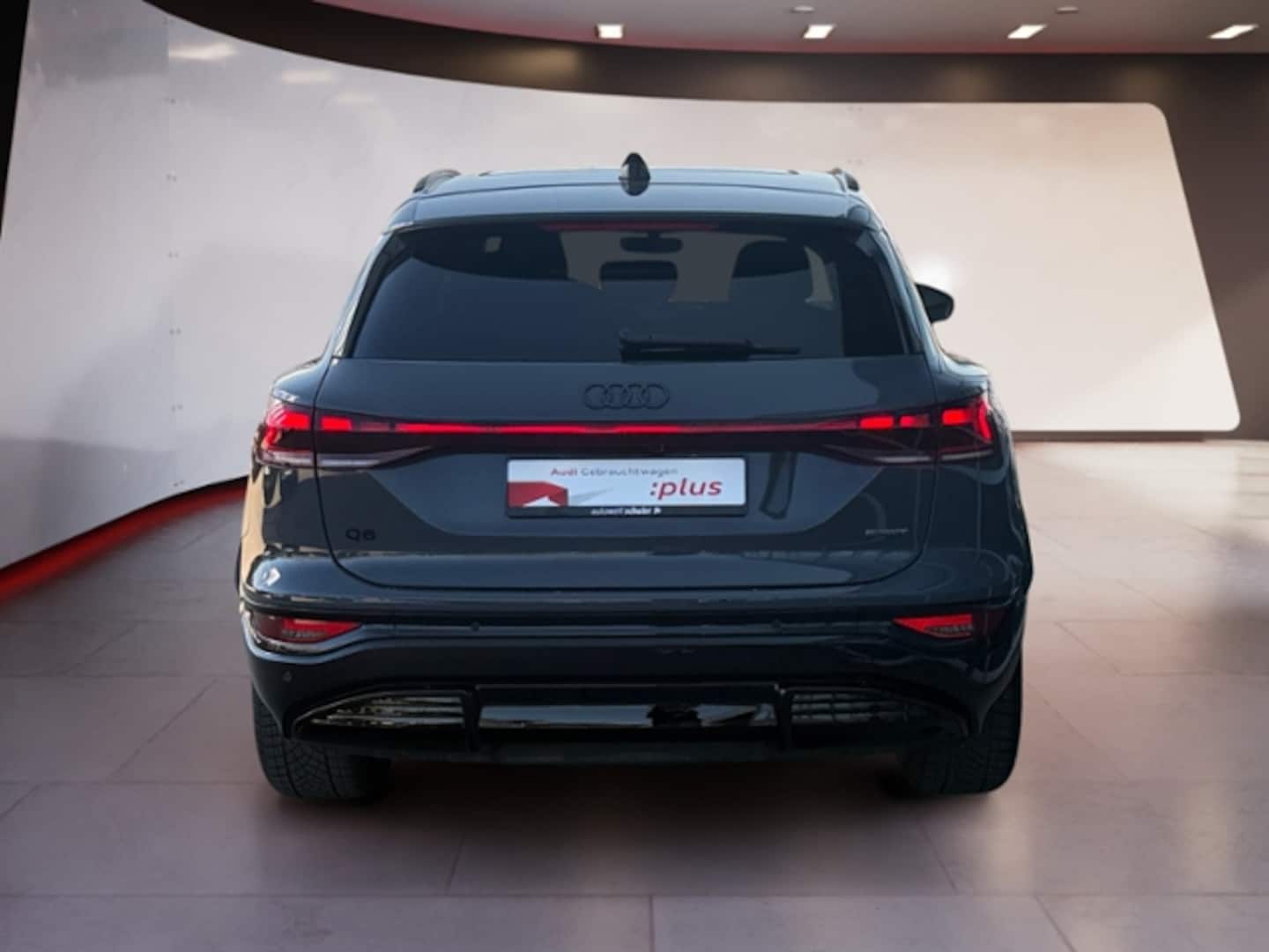 Bild über Audi Q6 SUV e-tron e-tron quattro - für weitere Informationen kontaktieren Sie den Audi Partner