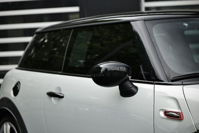 2021 MINI