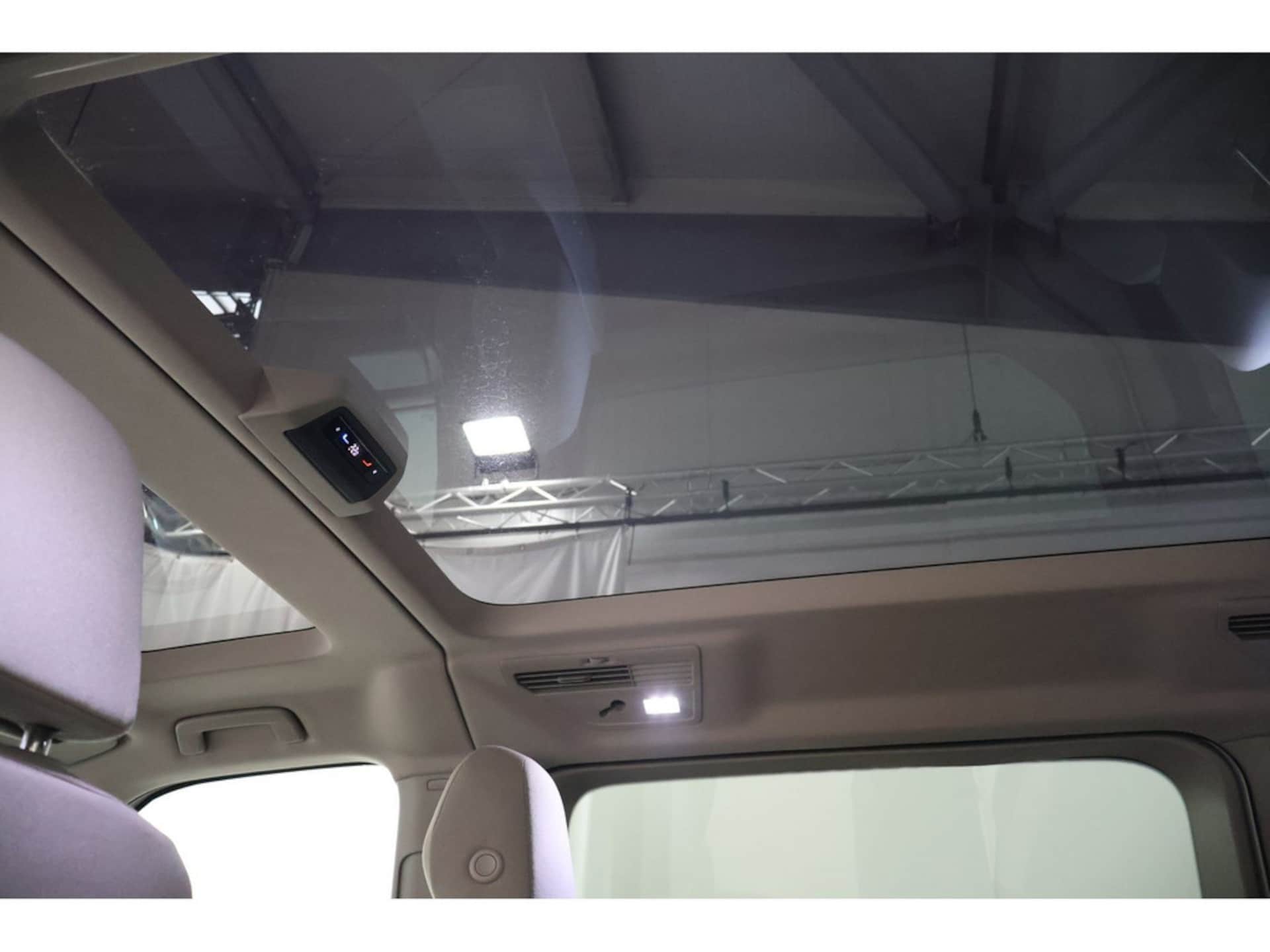Volkswagen Multivan Life