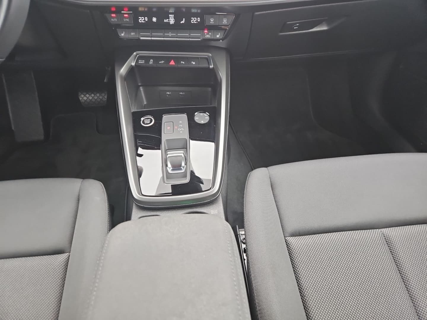 Bild über Audi A3 Sportback TFSI e advanced 40 TFSI e S tronic - für weitere Informationen kontaktieren Sie den Audi Partner