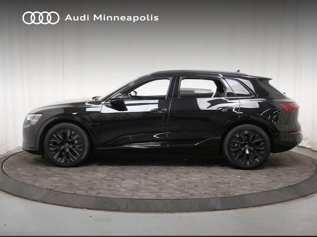 2024 Audi Q8 e-tron
