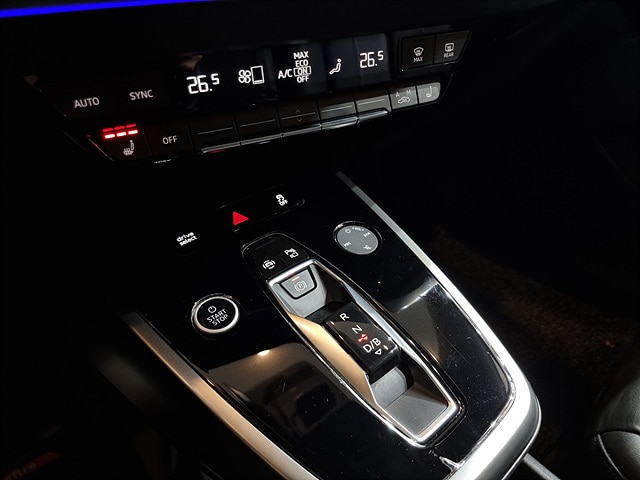 Audi Q4 e-tron 40 Premium 150, 00 kW 10