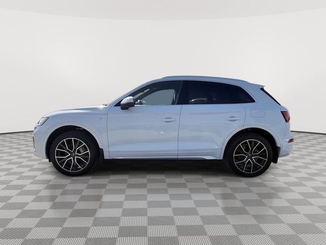 Used 2021 Audi Q5 Premium Plus with VIN WA1E2AFY9M2040391 for sale in Kansas City