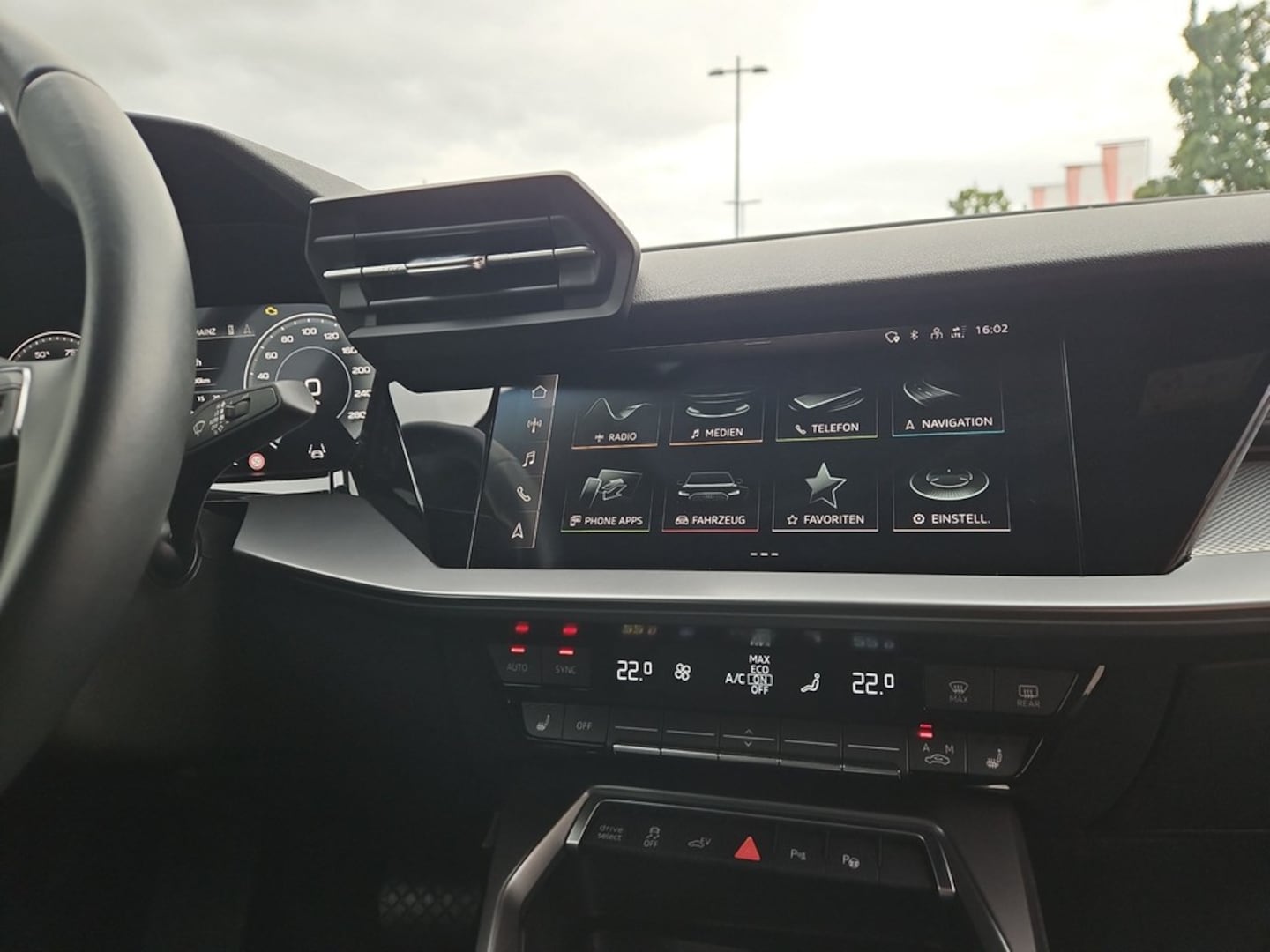 Bild über Audi A3 Sportback TFSI e advanced 40 TFSI e S tronic - für weitere Informationen kontaktieren Sie den Audi Partner