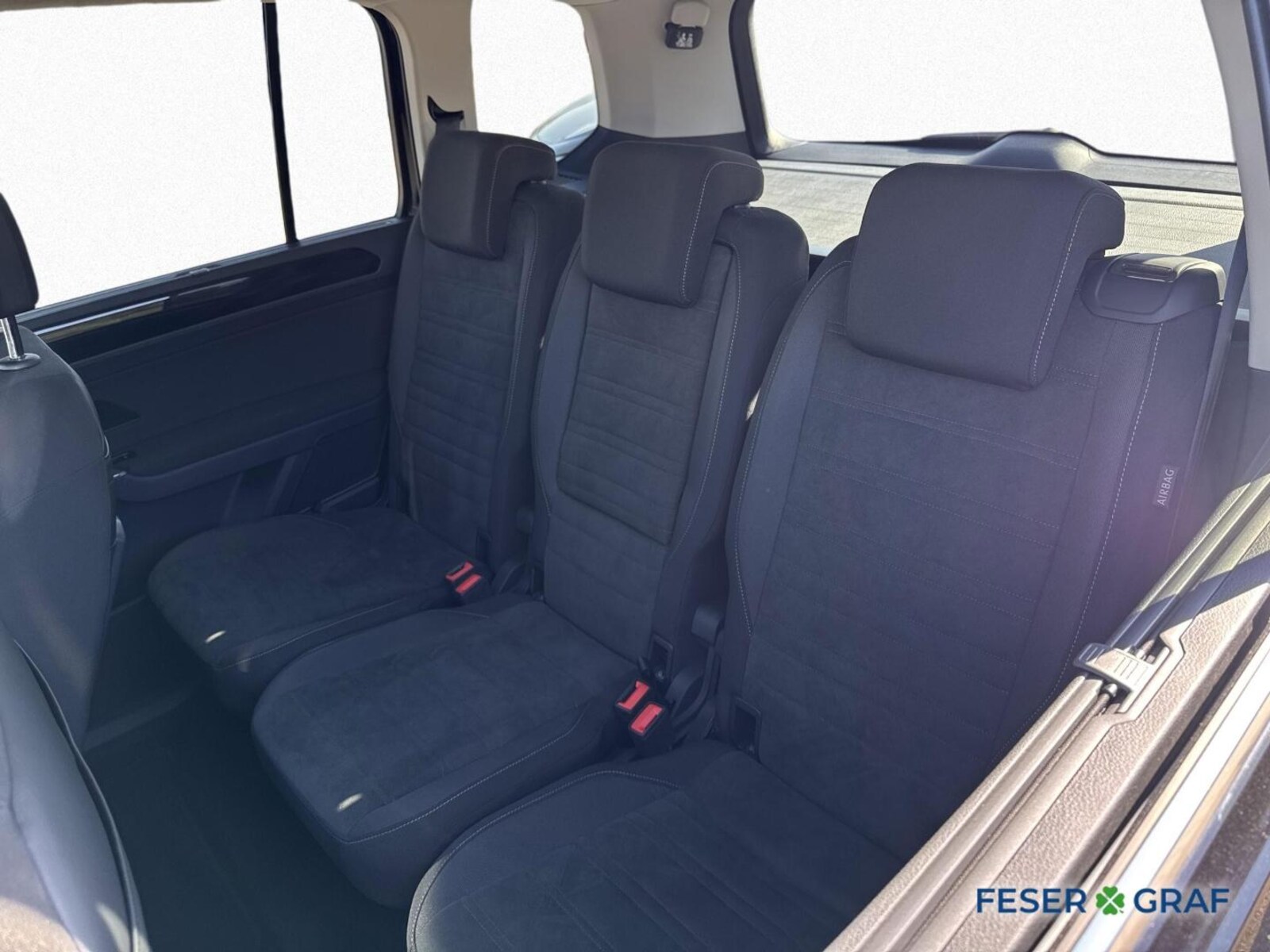Volkswagen Touran – Bild 12