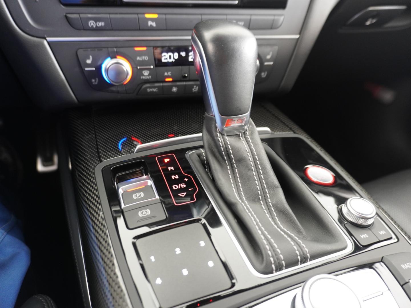 Audi S6 Avant