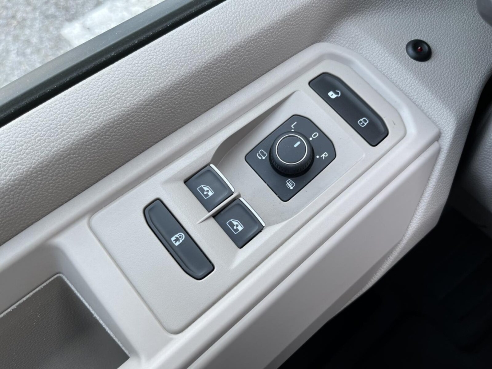 Volkswagen Multivan Langversion – Bild 16