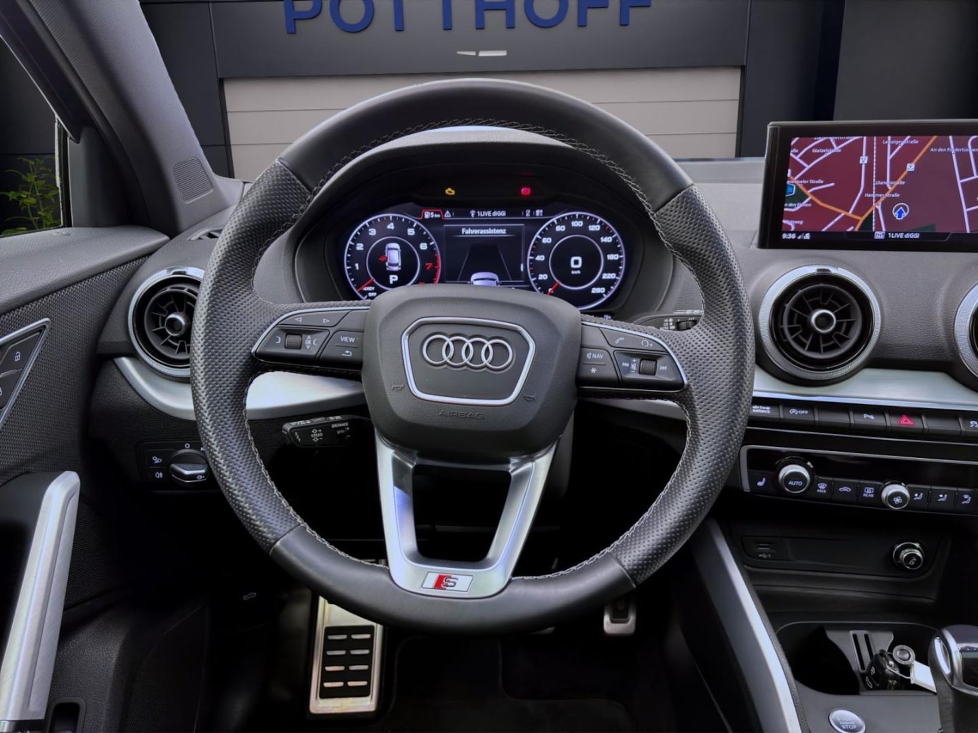Audi Q2 S line