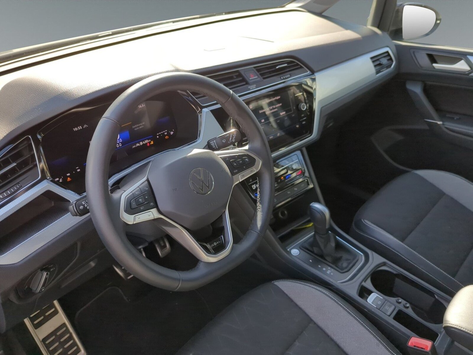 Volkswagen Touran – Bild 12