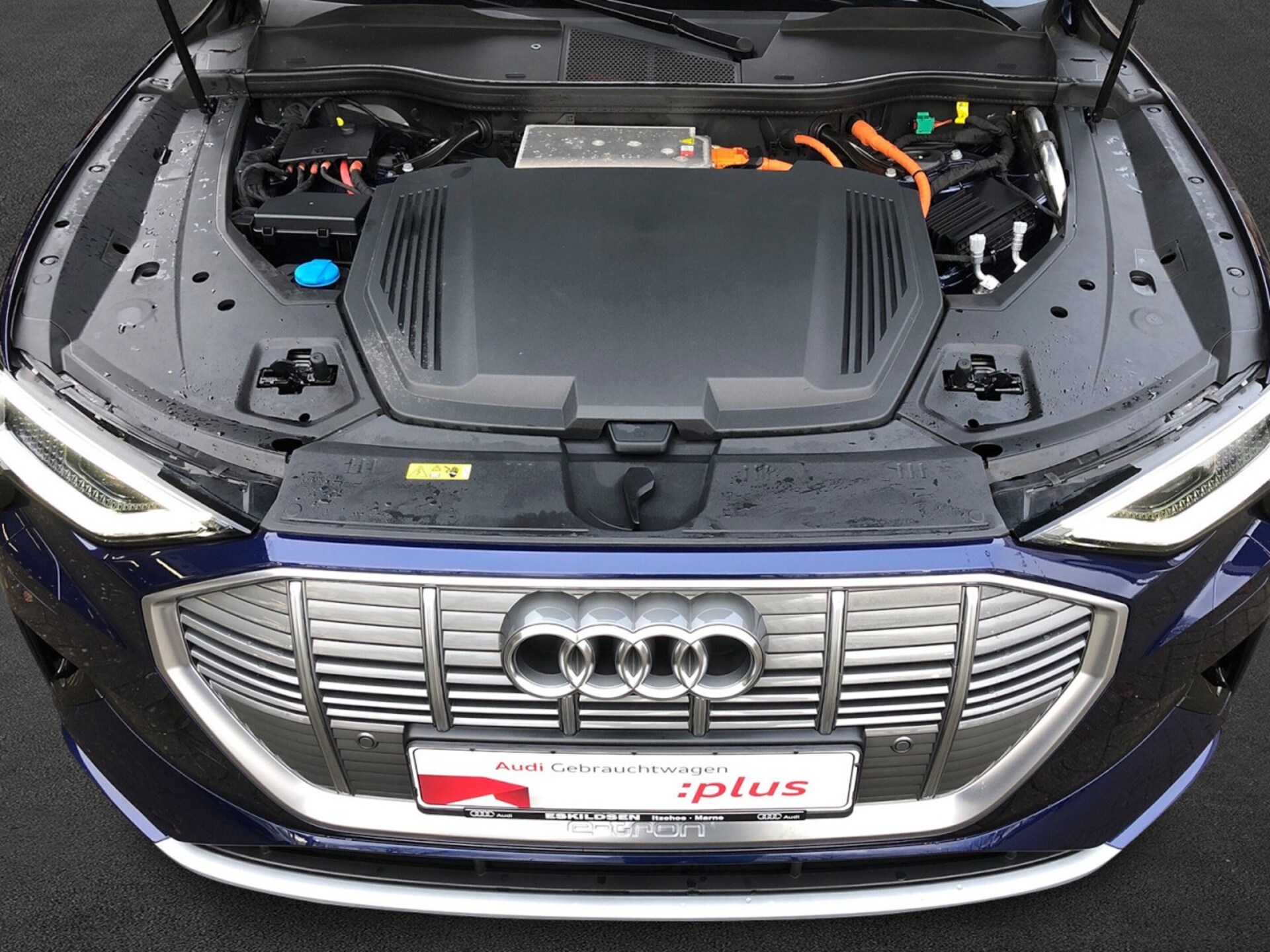 Audi e-tron advanced