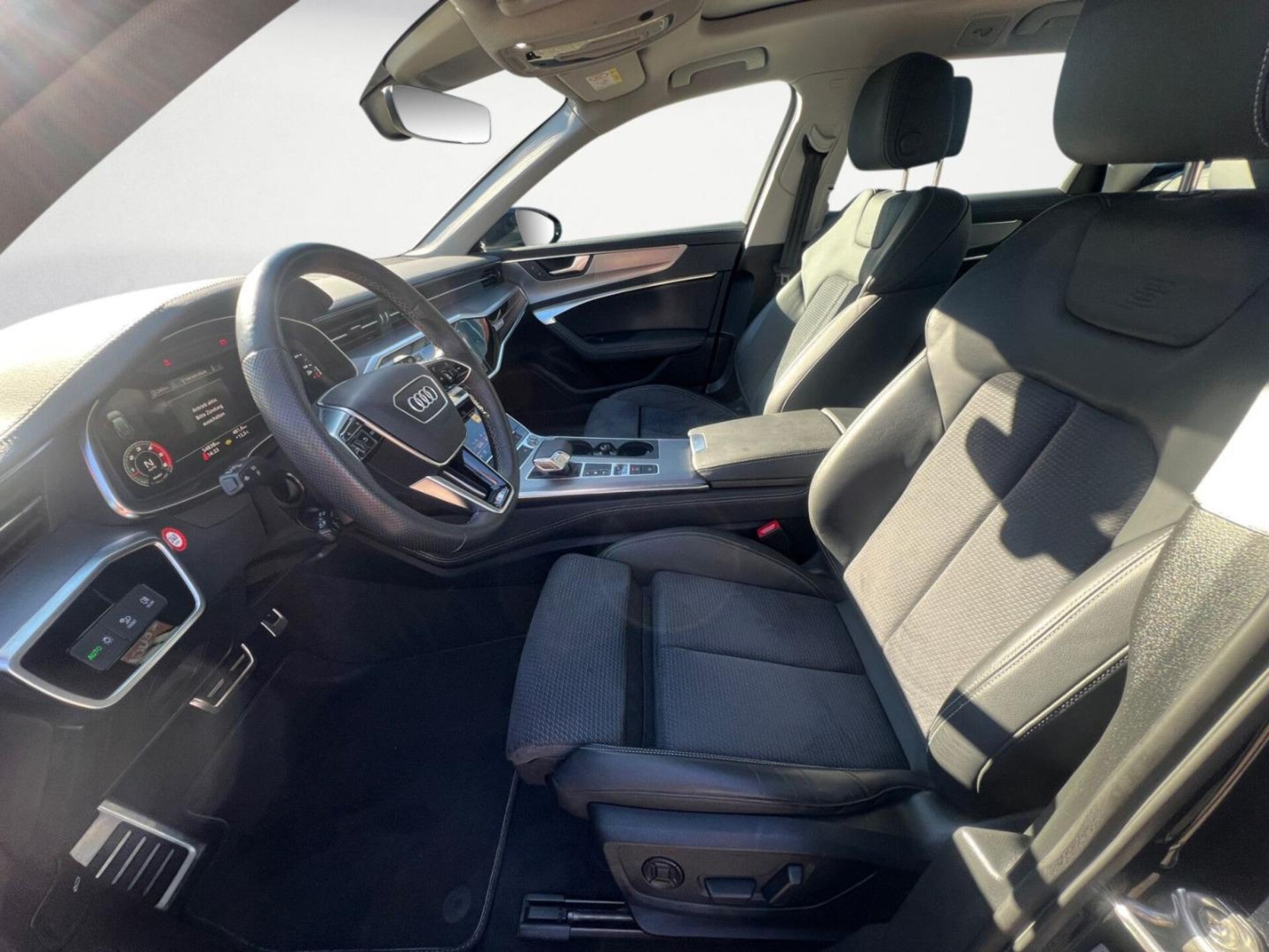 Audi S6 Avant