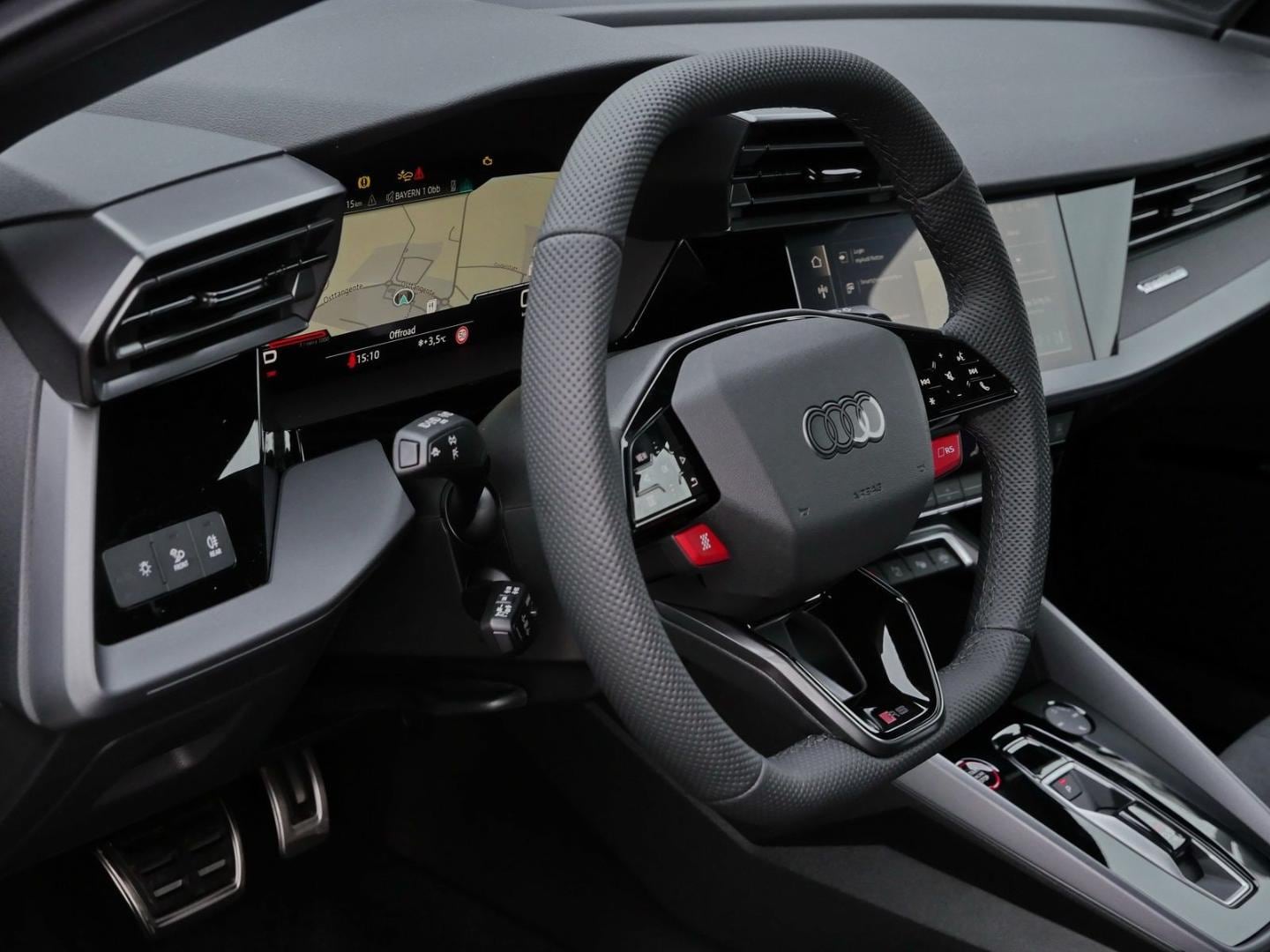 Bild über Audi RS 3 Limousine TFSI quattro 294 kW S tronic - für weitere Informationen kontaktieren Sie den Audi Partner