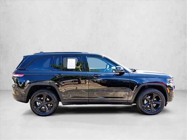 2023 Jeep Grand Cherokee