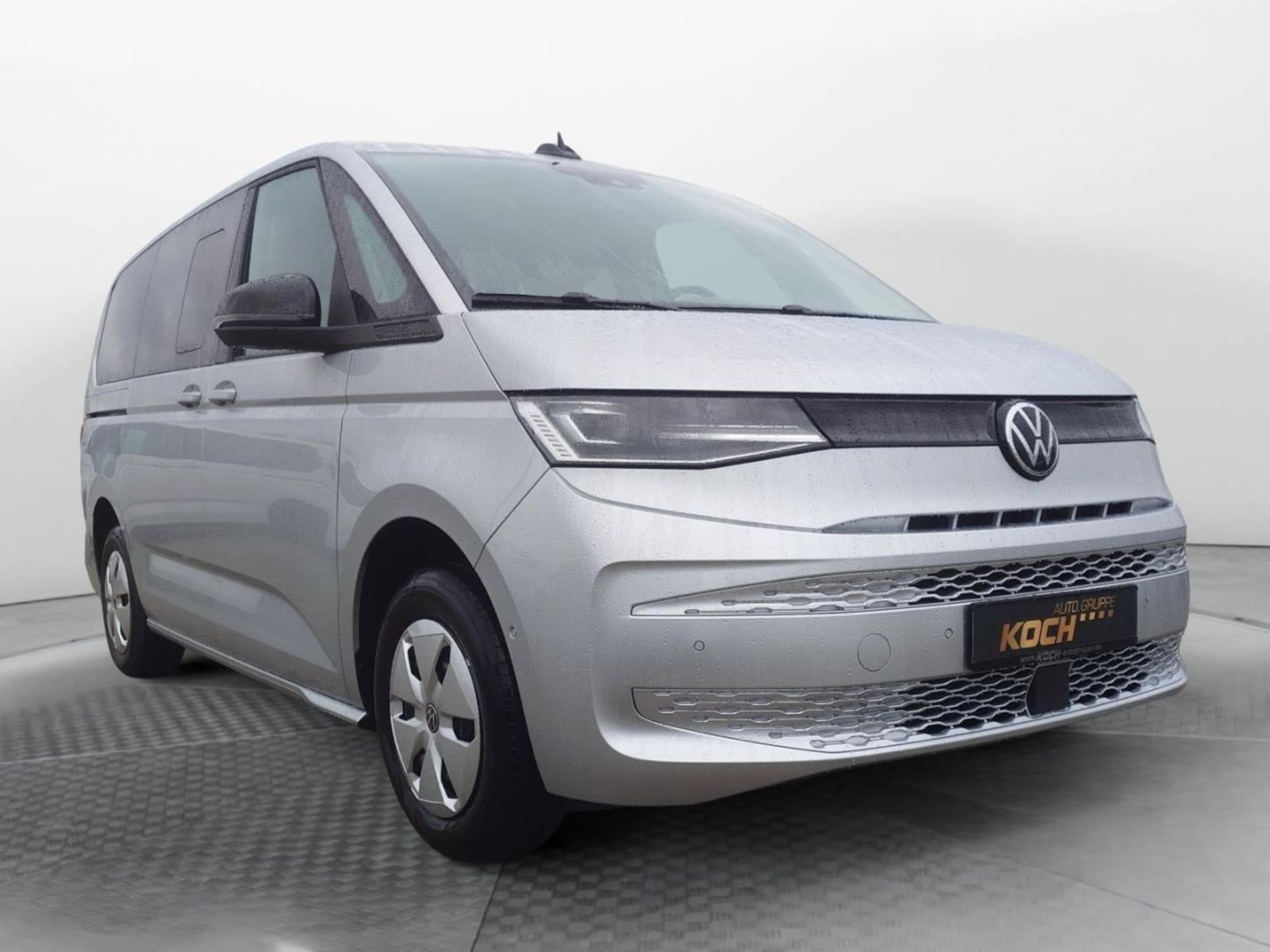 Volkswagen Multivan Langversion Basis-Modell