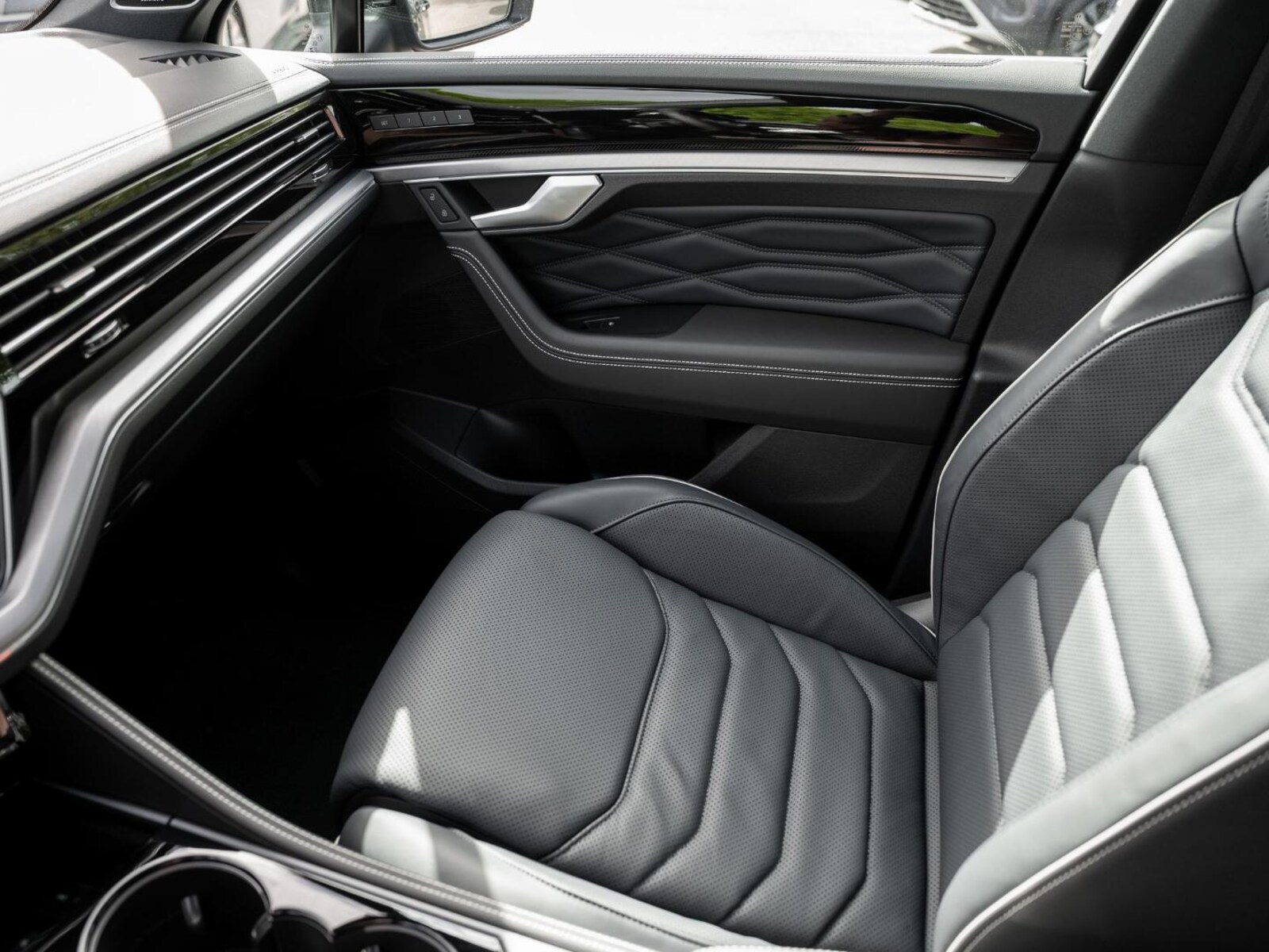 Volkswagen Touareg – Bild 20