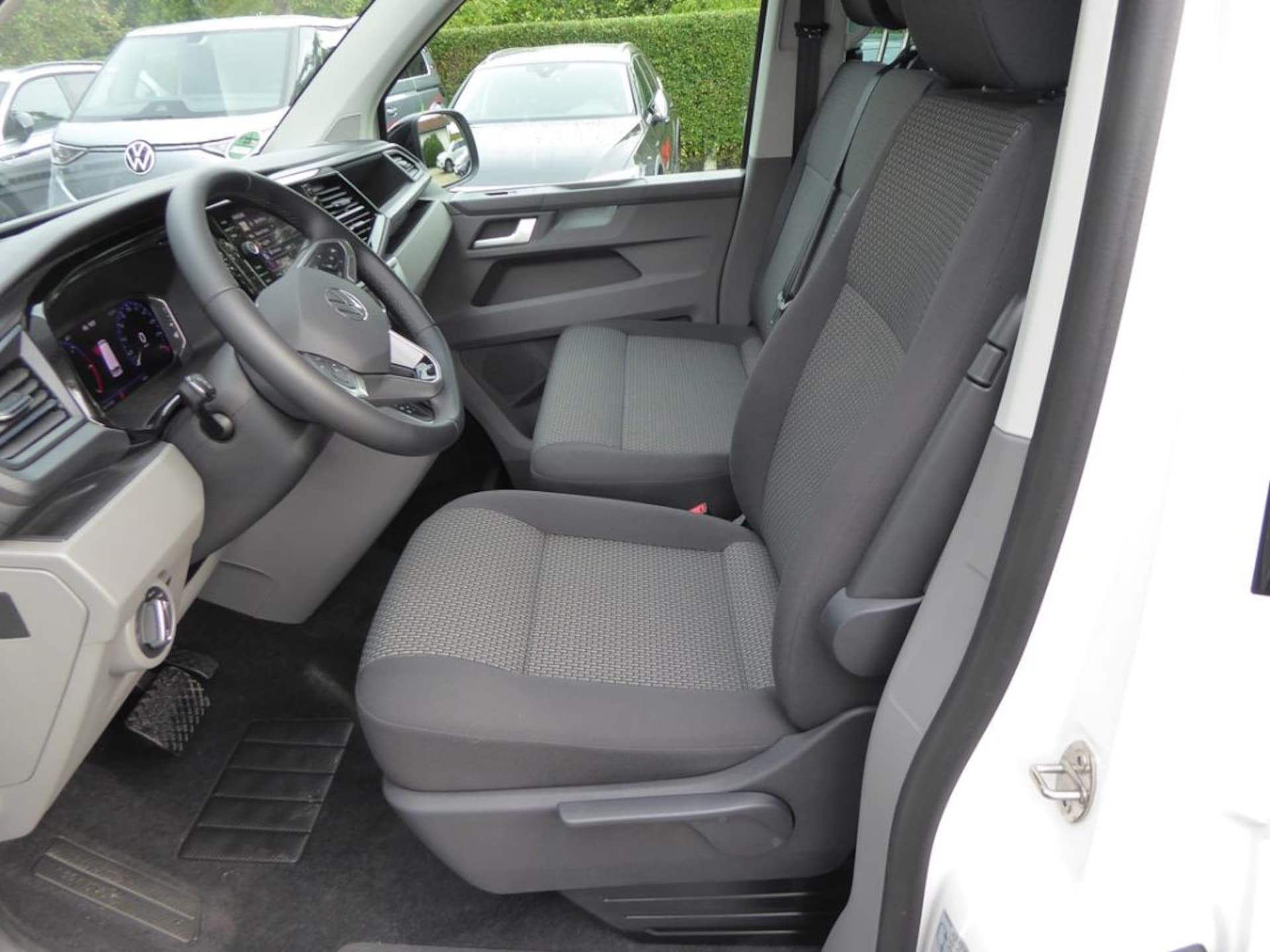 Volkswagen T6.1 Caravelle kurzer Radstand Trendline