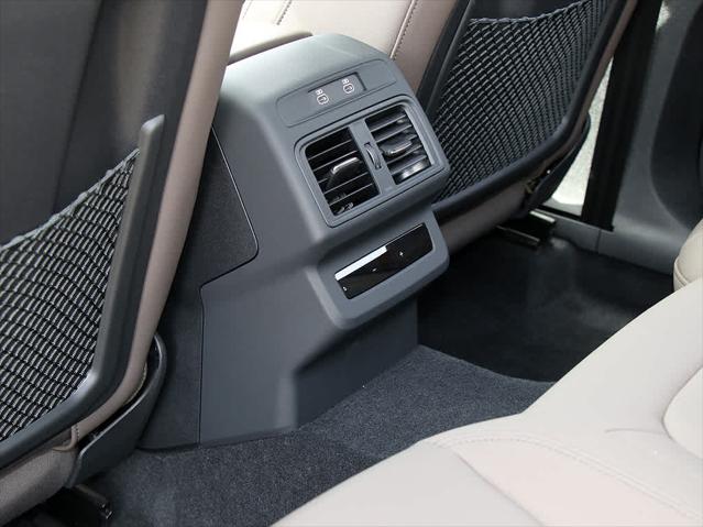 2025 AUDI Q5 - Image 15