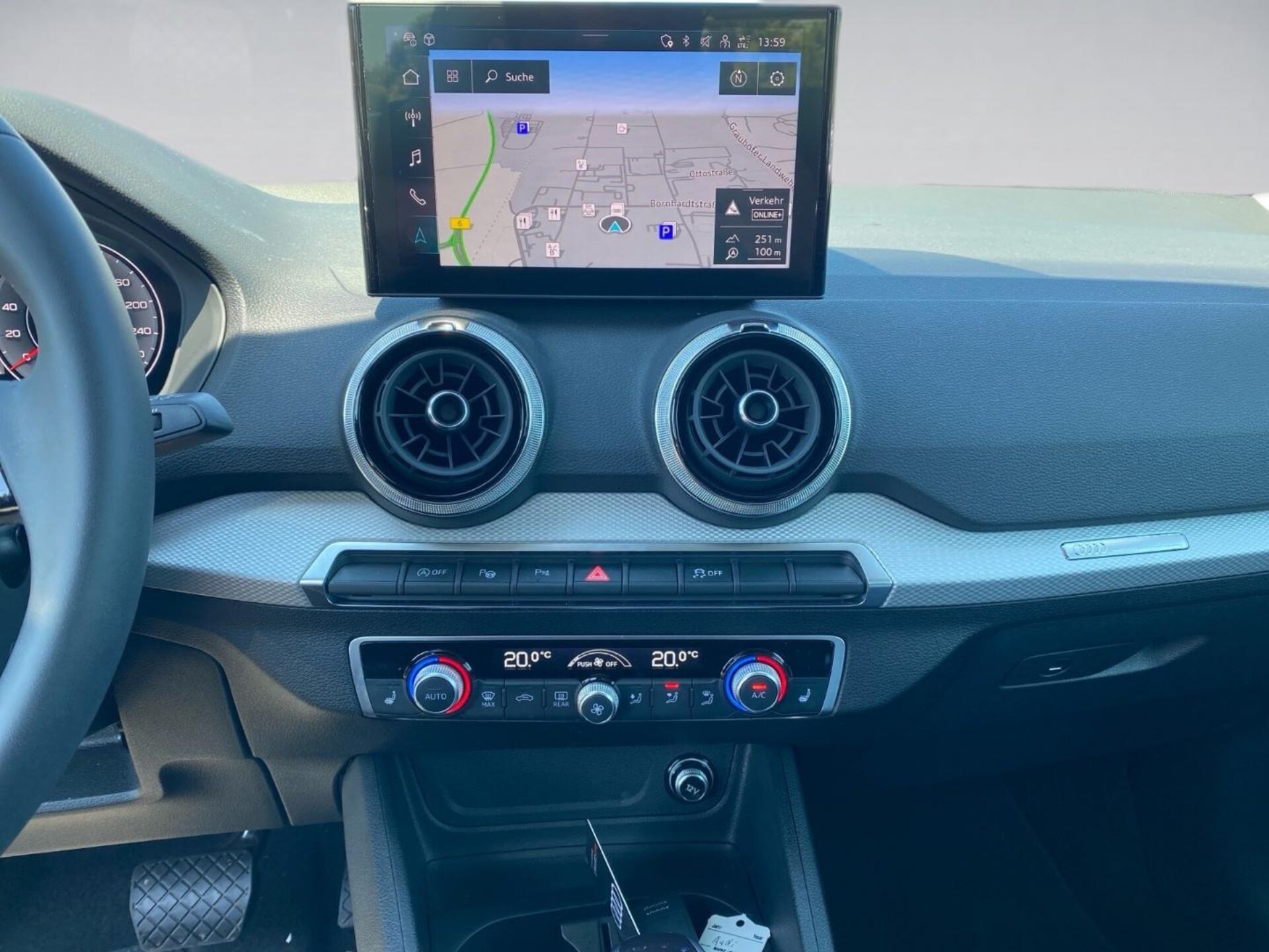 Audi Q2 S line