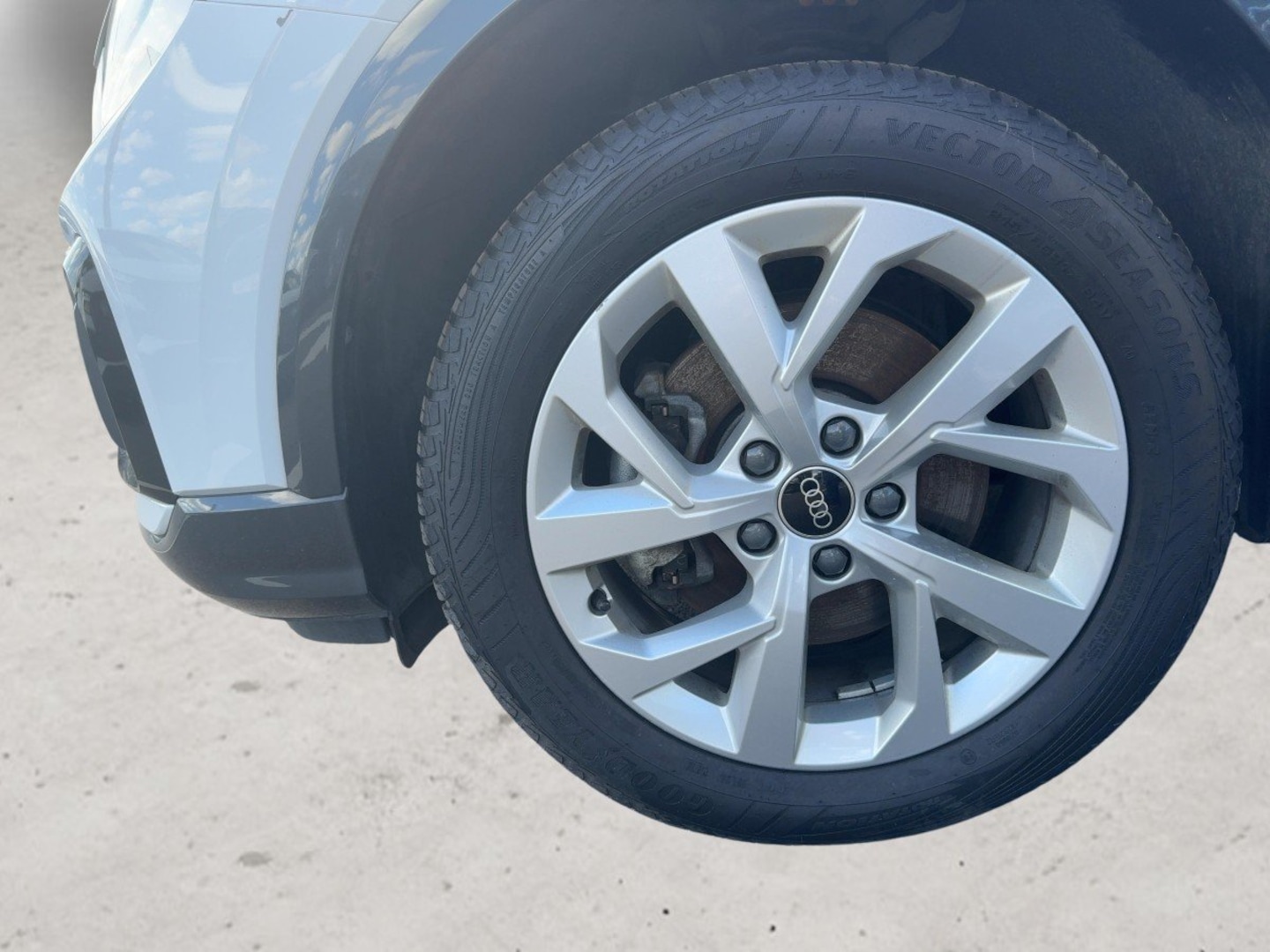 Bild über Audi Q2 advanced 35 TDI S tronic - für weitere Informationen kontaktieren Sie den Audi Partner