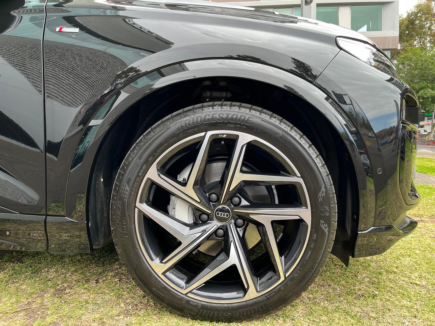 Image about Audi Q6 Sportback e-tron e-tron quattro