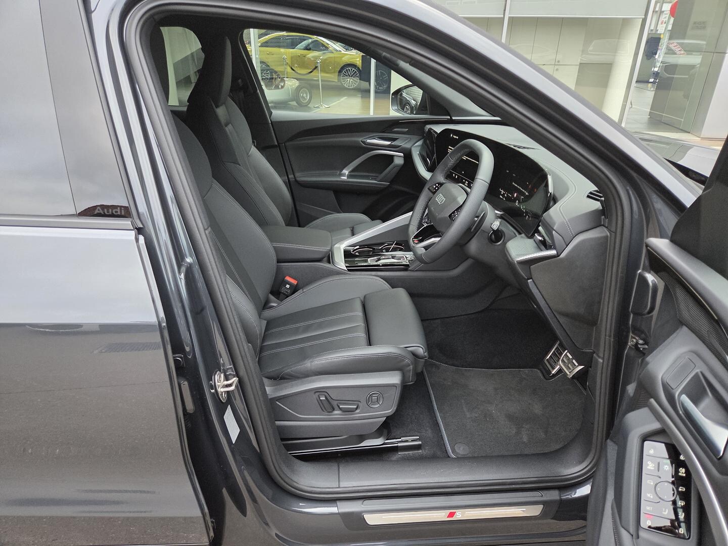 Image about Audi Q5 Sportback e-hybrid quattro S tronic