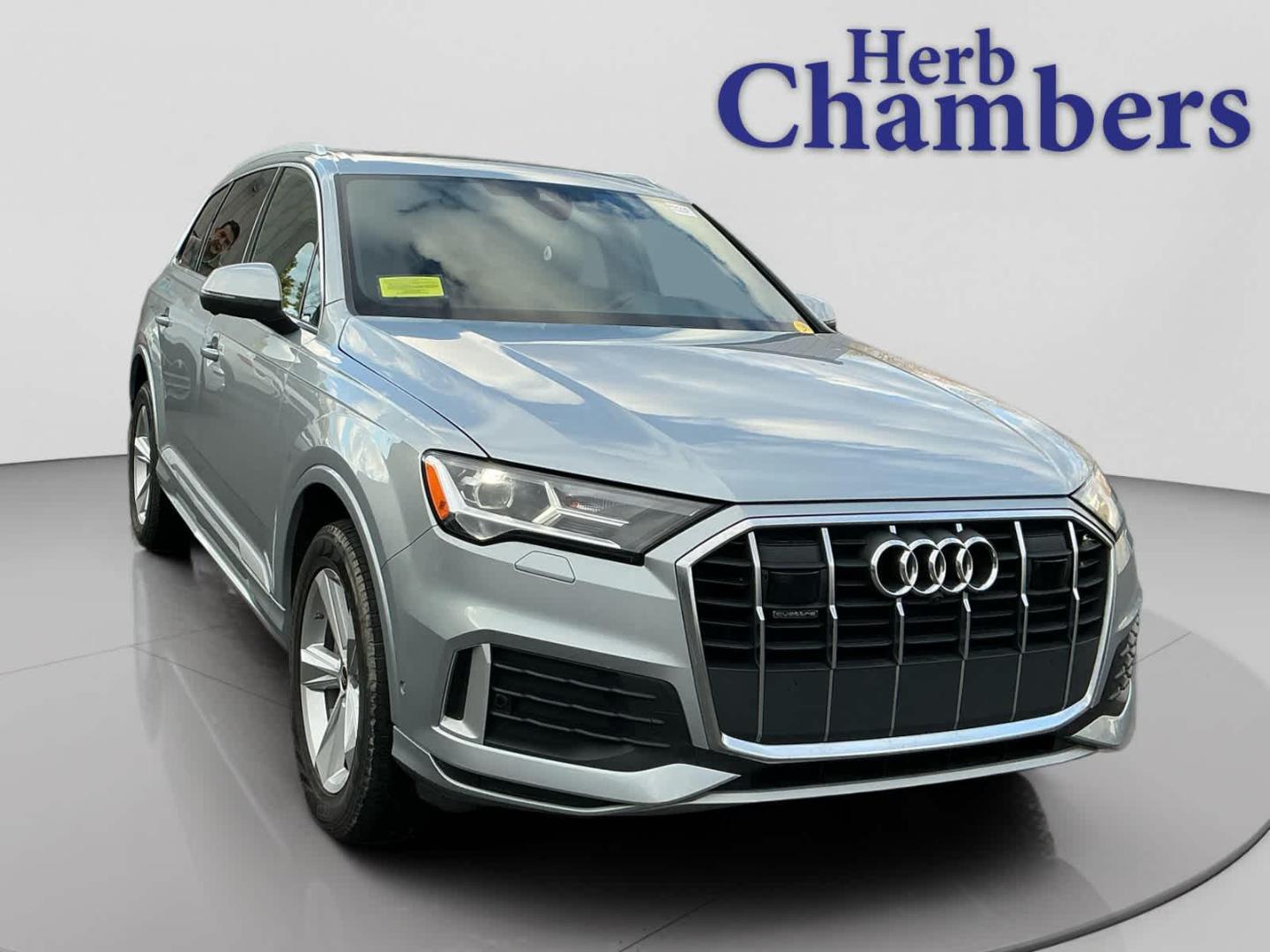 2023 Audi Q7 45 Premium quattro Tiptronic's photo