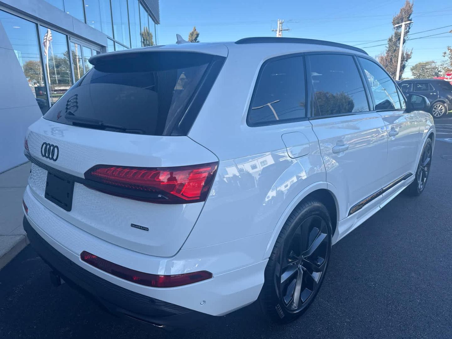 2026 Audi Q7 Premium Plus - Photo 8