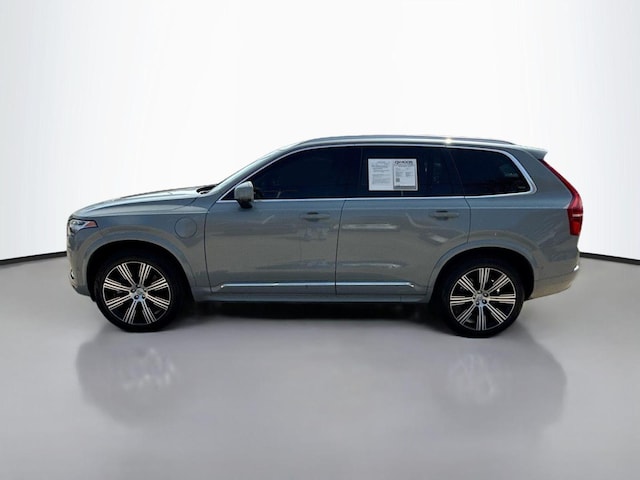 2025 Volvo XC90 Plug-In Hybrid
