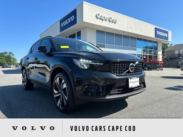 2023 Volvo XC40