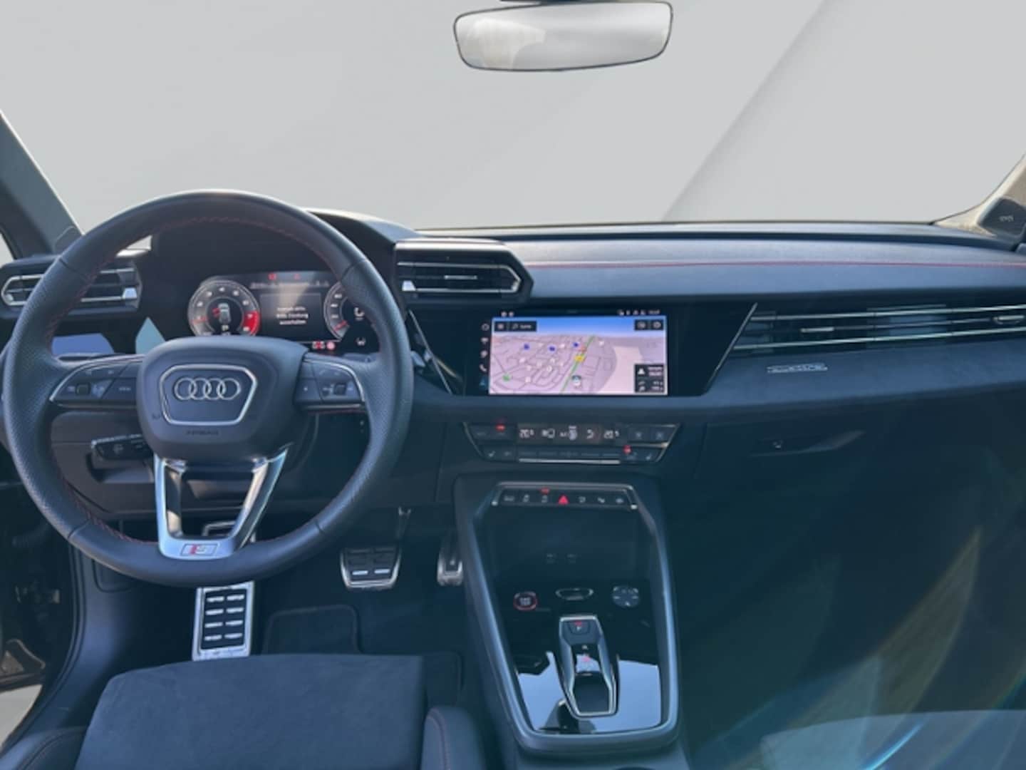 Bild über Audi S3 Sportback TFSI quattro S tronic - für weitere Informationen kontaktieren Sie den Audi Partner