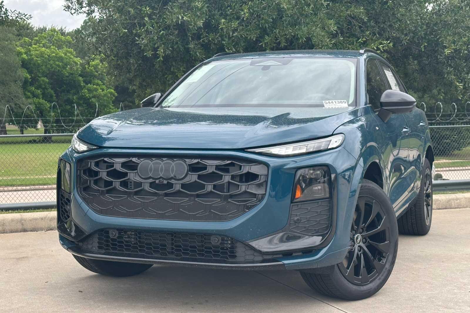 2026 Audi Q3 S line quattro's photo