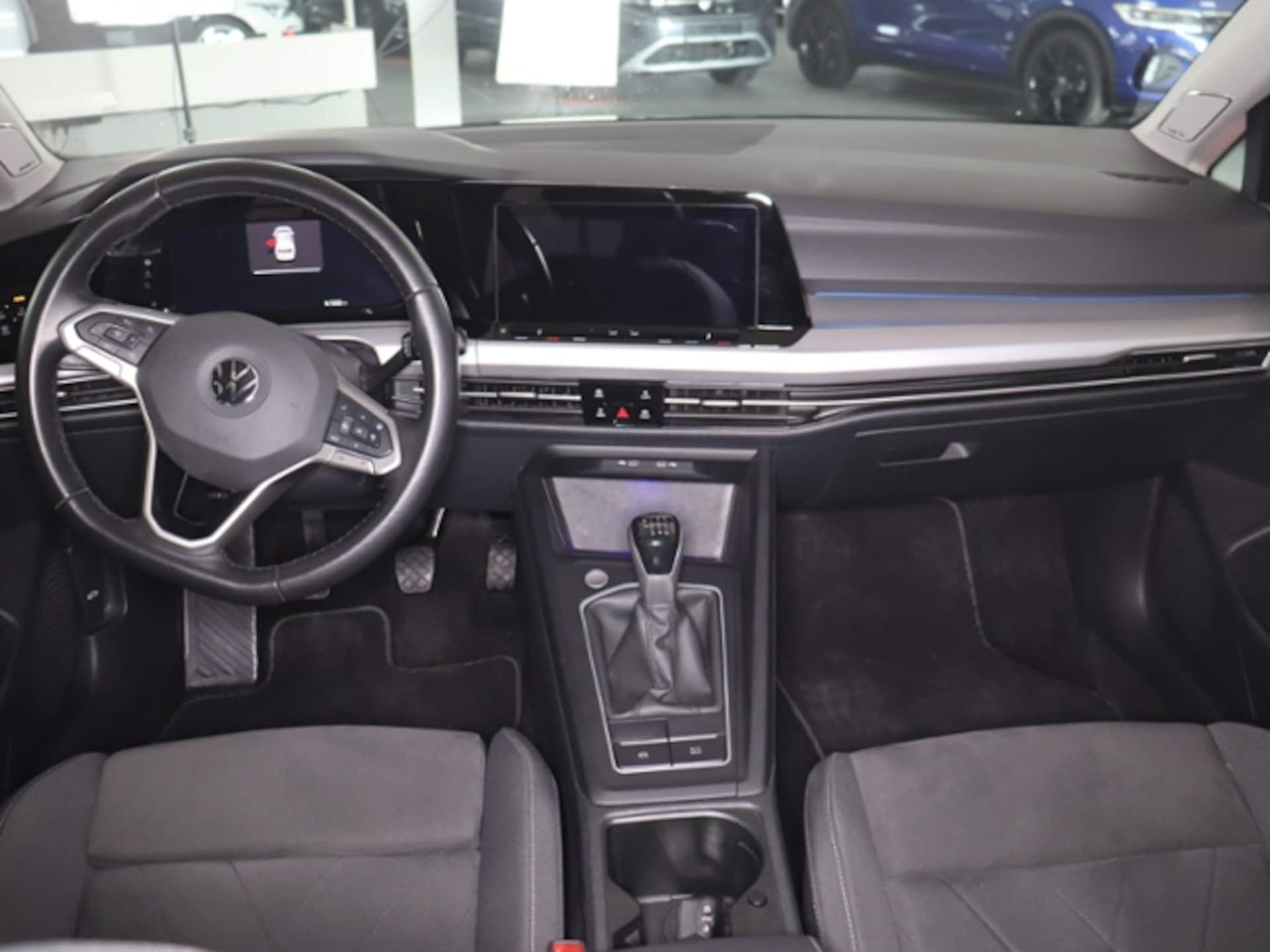 Volkswagen Golf Life