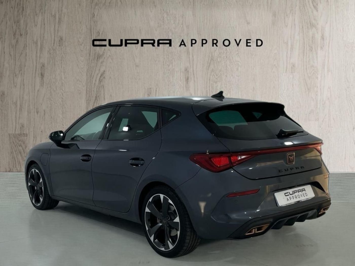 CUPRA Leon León 1.4 e-Hybrid DSG 150 kW (204 CV) — photo 3