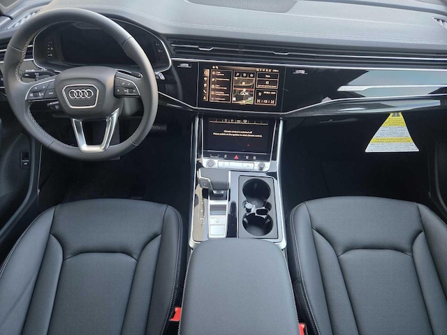 2026 Audi Q7 Premium Plus - Photo 17